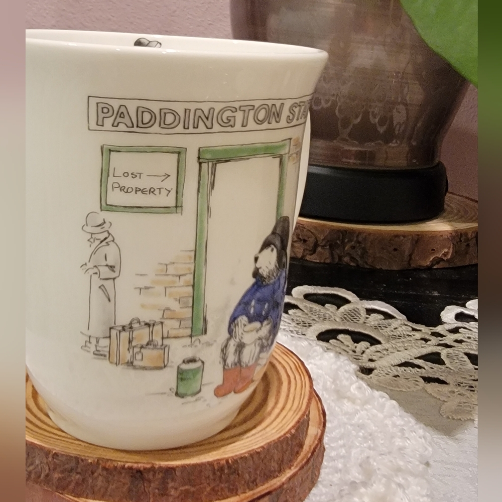 Vintage Paddington Station Mug with Illustration - Picture 2 of 7